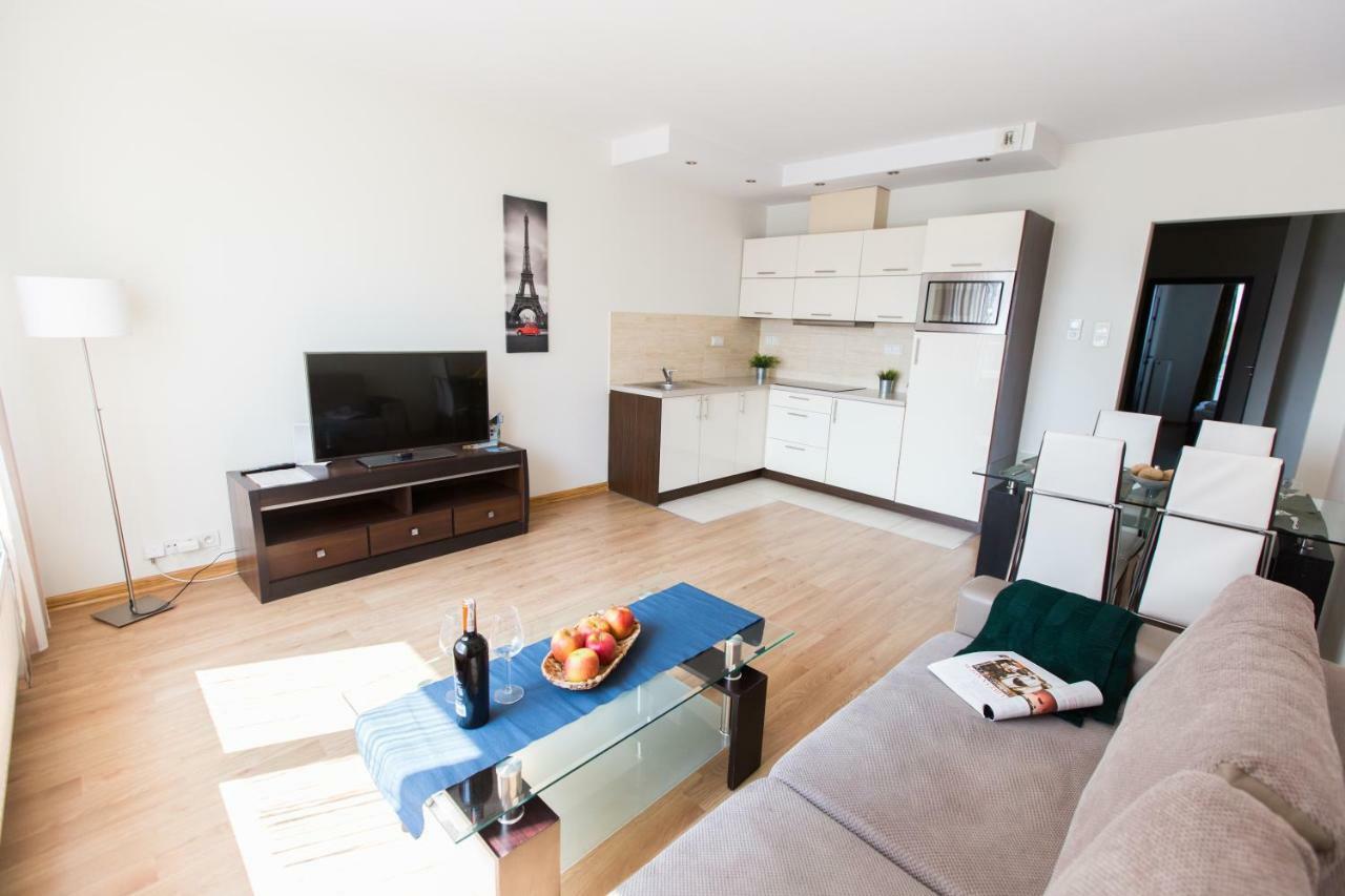 Pcd Aparthotel Ochota Warszawa Eksteriør billede